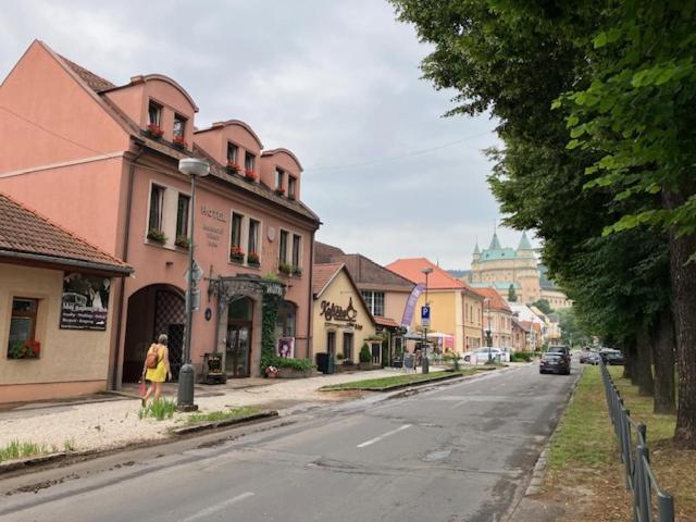 Ferienwohnung Apartmanovy Dom Slavia Bojnice Exterior foto